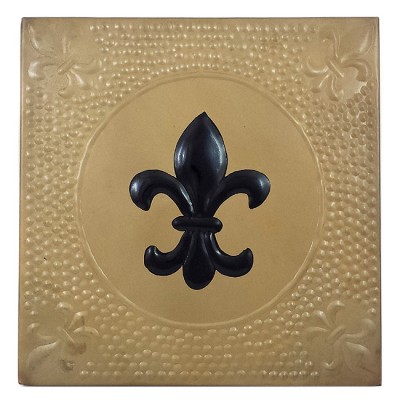1098 - SQUARE WALL PLAQUE GOLD W/ BLACK FDL HAMMERED